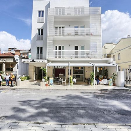 Hotel La Pineta Follonica Kültér fotó