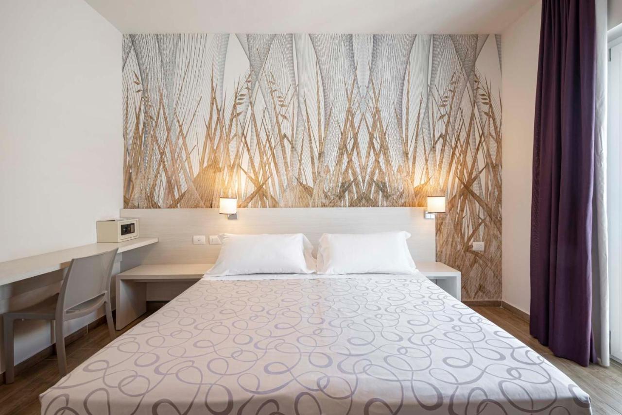 Hotel La Pineta Follonica Kültér fotó