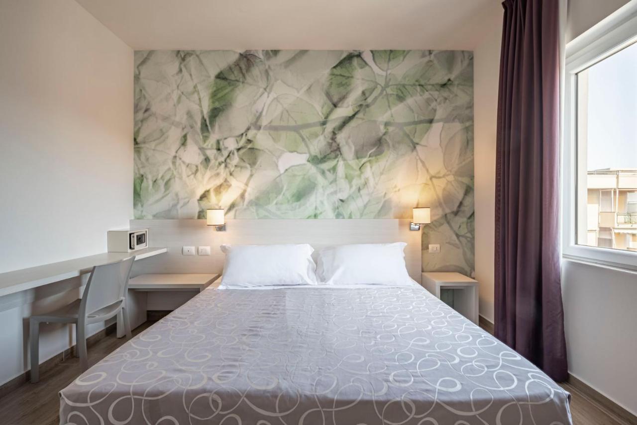 Hotel La Pineta Follonica Kültér fotó