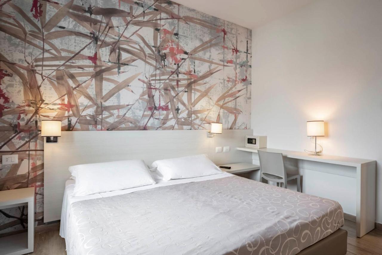 Hotel La Pineta Follonica Kültér fotó