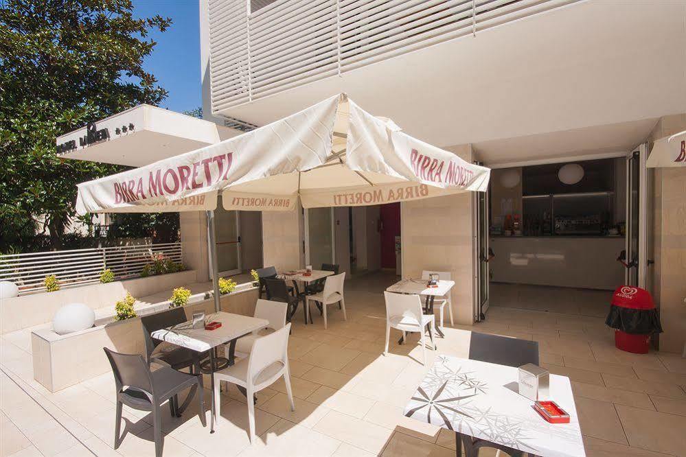 Hotel La Pineta Follonica Kültér fotó