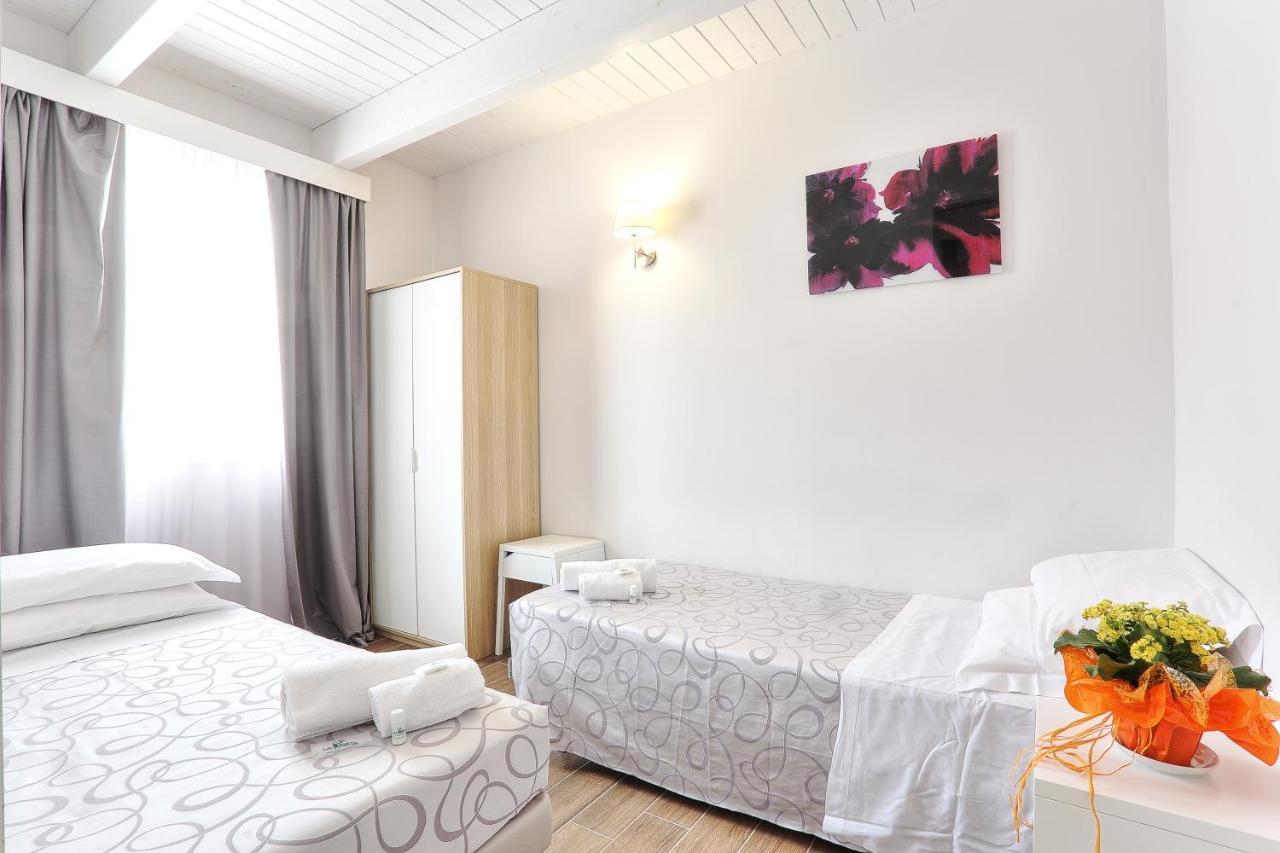 Hotel La Pineta Follonica Kültér fotó