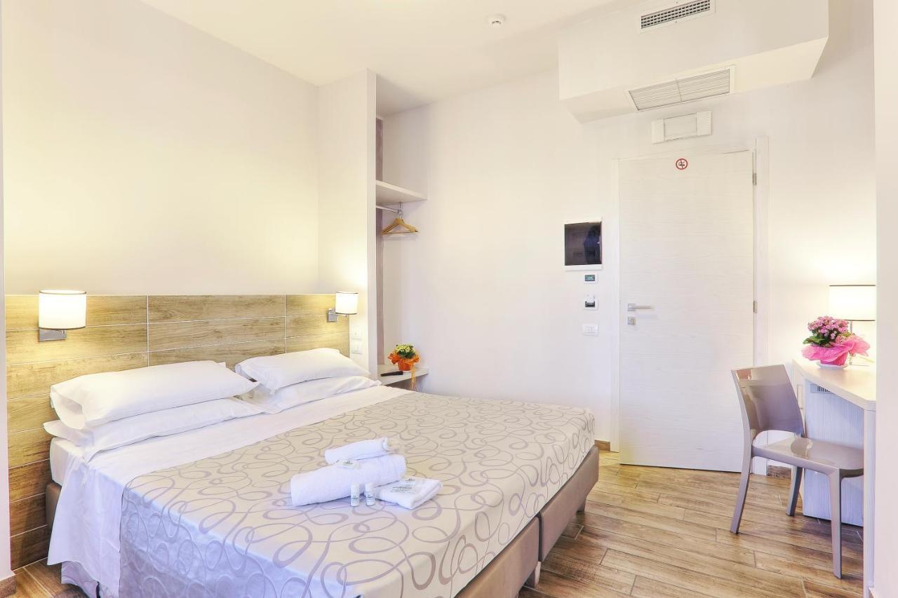 Hotel La Pineta Follonica Kültér fotó